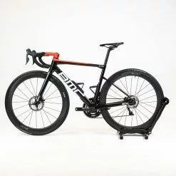 BMC Teammachine SLR01 Disc - 51 - Dura-Ace Di2 - Mattia Guasco (#2) - Team Qhubeka 65 BMC Teammachine SLR01 Disc - 51 - Dura-Ace Di2 - Mattia Guasco (#2) - Team Qhubeka -Racercykler Salg DSC01140 0c6482fa dae0 43aa 975d 056e41c17a4b