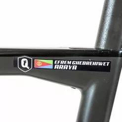 BMC Teammachine SLR01 Disc - 56 - Dura-Ace Di2 - Efrem Araya - Team Qhubeka -Racercykler Salg DSC01264 19631844 8d4c 41fe 8c70 48061e317f27