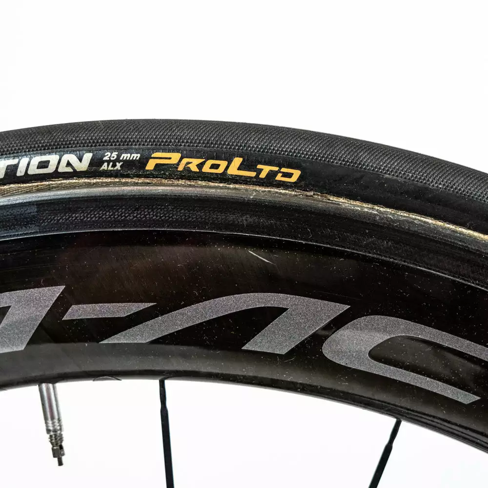 Pinarello Dogma F X-Light - Geoghegan Hart - 55 - Dura-Ace DI2 - Team Ineos Grenadiers 30 Pinarello Dogma F X-Light - Geoghegan Hart - 55 - Dura-Ace DI2 - Team Ineos Grenadiers - Billede 30