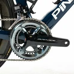 Pinarello Dogma F X-Light - Plapp - 56 - Dura-Ace DI2 - Team Ineos Grenadiers -Racercykler Salg DSC04146 a3436f9f 5270 46cf a964 7832e2d78d6d