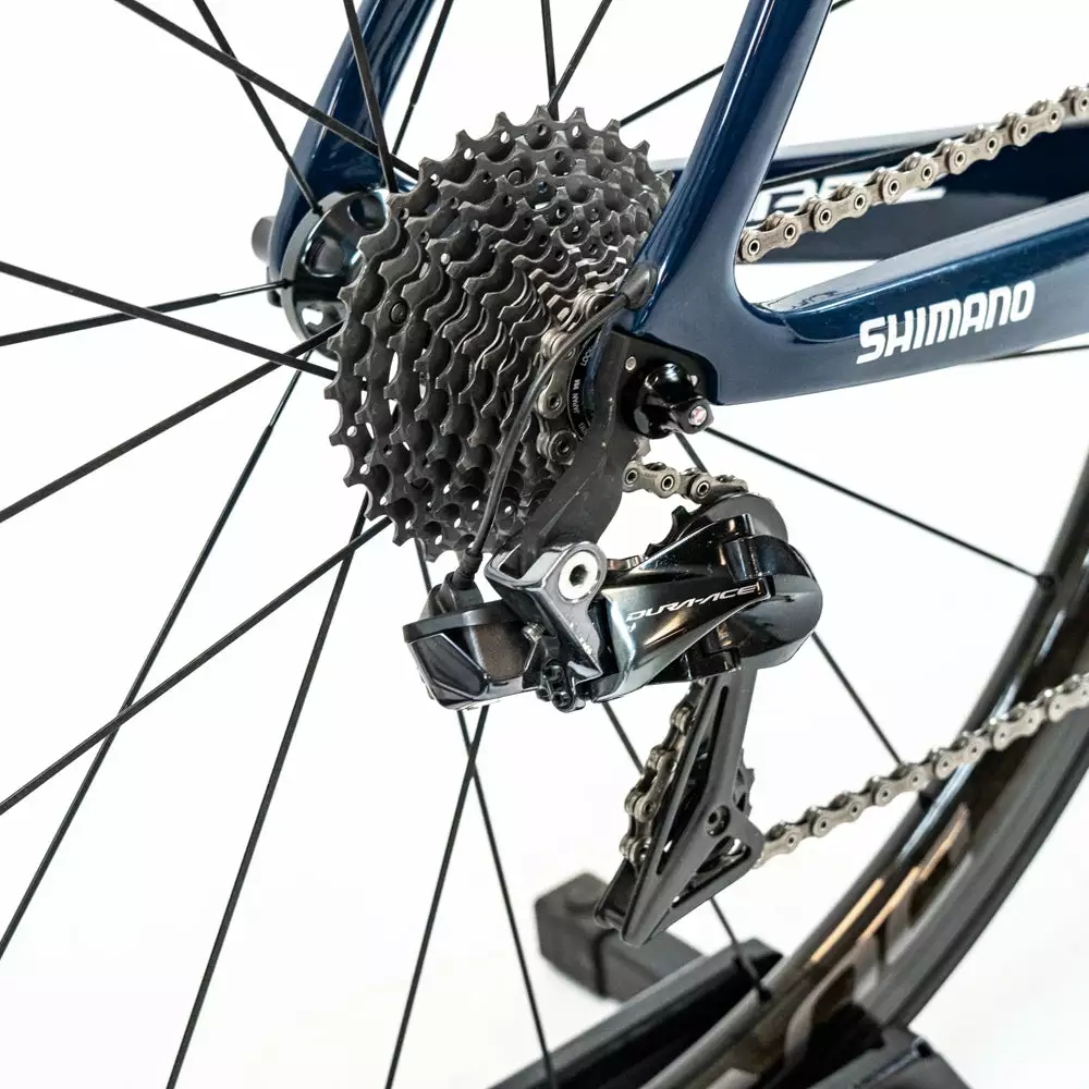 Pinarello Dogma F12 - Rodriguez - 55 - Dura-Ace DI2 - Team Ineos Grenadiers 8 Pinarello Dogma F12 - Rodriguez - 55 - Dura-Ace DI2 - Team Ineos Grenadiers - Billede 8