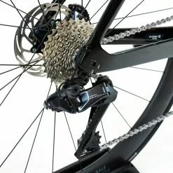 Trek Madone SLR 7 Gen 6 - Ultegra Di2 12 Speed 22 Trek Madone SLR 7 Gen 6 - Ultegra Di2 12 Speed -Racercykler Salg DSC05862 92fc36b7 feaf 4627 88a2 39386027c7ac