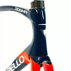 Pinarello Dogma F12 - 59.5 - Road Frameset - Team Ineos Grenadiers 7 Pinarello Dogma F12 - 59.5 - Road Frameset - Team Ineos Grenadiers -Racercykler Salg DSC06292 76777512 dce7 47c3 9835 bcb2a42c8e07