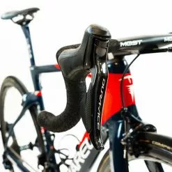 Pinarello Dogma F X-Light - Kwiatkowski - 53 - Dura-Ace DI2 - Ineos Grenadiers -Racercykler Salg DSC06700 bf9e3f5e c567 44ec af61 e53c78c87b34