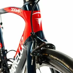 Pinarello Dogma F X-Light - Kwiatkowski - 53 - Dura-Ace DI2 - Ineos Grenadiers -Racercykler Salg DSC06701 e1e635c9 7723 4f8e 92d8 30971e90876d