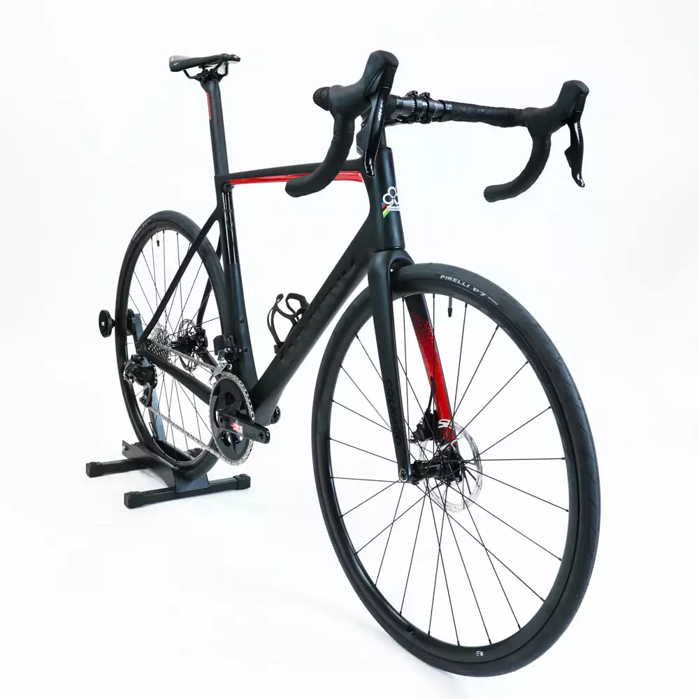 Colnago V3 Disc - 54s - SRAM Rival AXS - Black/Red 2 Colnago V3 Disc - 54s - SRAM Rival AXS - Black/Red - Billede 2