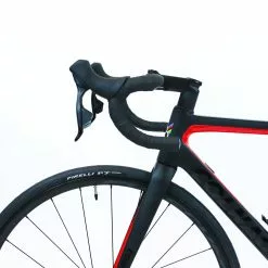 Colnago V3 Disc - 50 - SRAM Rival AXS - Black/Red 19 Colnago V3 Disc - 50 - SRAM Rival AXS - Black/Red -Racercykler Salg IMG 2555