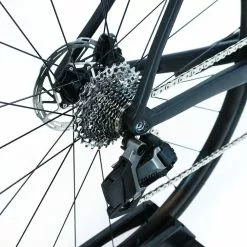 Colnago V3 Disc - 50 - SRAM Rival AXS - Black/Red 26 Colnago V3 Disc - 50 - SRAM Rival AXS - Black/Red -Racercykler Salg IMG 2560