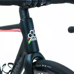 Colnago V3 Disc - 50 - SRAM Rival AXS - Black/Red 21 Colnago V3 Disc - 50 - SRAM Rival AXS - Black/Red -Racercykler Salg IMG 2568