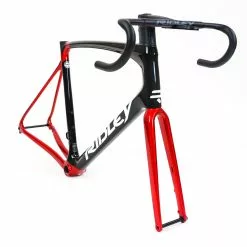 Ridley Fenix SLiC Disc Frameset - 58/L - Black/Red -Racercykler Salg IMG 3556