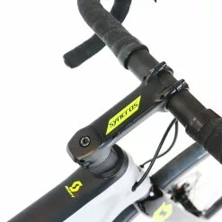 Scott Addict RC Pro Disc - 56/L - Shimano 105 Di2 - 12-speed -Racercykler Salg IMG 5846