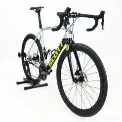 Scott Addict RC Pro Disc - 56/L - Shimano 105 Di2 - 12-speed -Racercykler Salg IMG 5847