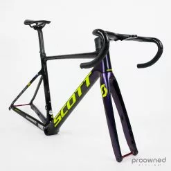 Scott Addict RC Pro Disc Frameset - S/52 - S. Roy - Mitchelton-Scott 15 Scott Addict RC Pro Disc Frameset - S/52 - S. Roy - Mitchelton-Scott -Racercykler Salg P1630831