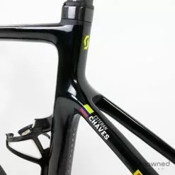 Scott Addict RC Pro Disc Frameset - XS/49 - E. Chaves - Mitchelton-Scott 21 Scott Addict RC Pro Disc Frameset - XS/49 - E. Chaves - Mitchelton-Scott -Racercykler Salg P1640121