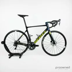 Scott Addict RC Pro Disc - L/56 - Dura-Ace Di2 - M. Hepburn - Mitchelton-Scott