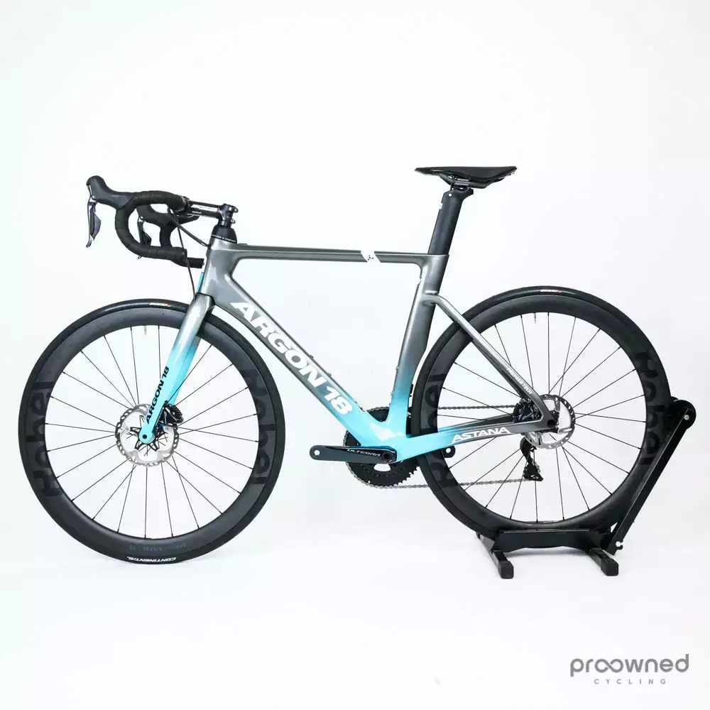 Argon 18 NItrogen Pro Disc - 54 - Ultegra Di2 - Astana Pro Team (New) 2 Argon 18 NItrogen Pro Disc - 54 - Ultegra Di2 - Astana Pro Team (New) - Billede 2