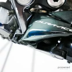 Pinarello Dogma K10S Disc - Roadbike - Dura-Ace Di2 - 57 - Team Sky 35 Pinarello Dogma K10S Disc - Roadbike - Dura-Ace Di2 - 57 - Team Sky -Racercykler Salg P1810755