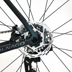 Colnago V3 Disc - 58s - SRAM Rival AXS - Black/Turqouise -Racercykler Salg P1980491