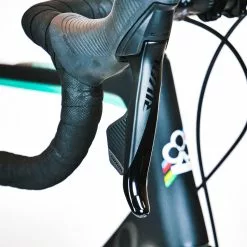 Colnago V3 Disc - 58s - SRAM Rival AXS - Black/Turqouise -Racercykler Salg P1980504