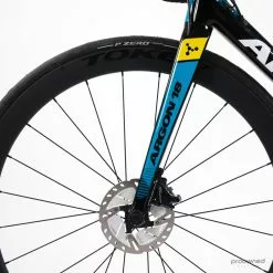 Argon 18 Gallium Pro Disc - M - Ultegra Di2 - Team Astana -Racercykler Salg Photo By Aaron Kiashek 18 67062929 d178 4201 804e 509f64883750