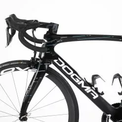 Pinarello Dogma F10 - 53 - Carbon Road Bike - Dura Ace Di2 - Team Sky -Racercykler Salg Photo By Aaron Kiashek 22 415e0a96 dee0 463d a815 89dae0654384