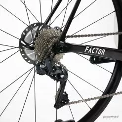 Factor O2 VAM Disc - Roadbike - Ultegra Di2 - 58 - N. Vahtra - Israel Start-Up Nation -Racercykler Salg Photo By Aaron Kiashek 26 35a2b261 d15c 4c12 b437 451756a35e8a