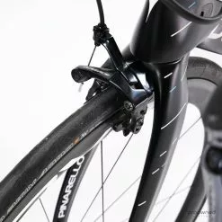 Pinarello Dogma F10 - 53 - Carbon Road Bike - Dura Ace Di2 - Team Sky -Racercykler Salg Photo By Aaron Kiashek 28 beed596c b9f5 4a23 8e64 c7a0c72b590e