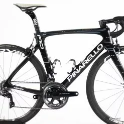 Pinarello Dogma F10 - 53 - Carbon Road Bike - Dura Ace Di2 - Team Sky -Racercykler Salg Photo By Aaron Kiashek 2 faf175ec 88bc 44ea b8f0 f63f34aa435b