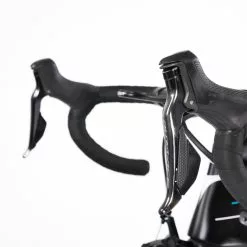 Pinarello Dogma F10 - 53 - Carbon Road Bike - Dura Ace Di2 - Team Sky -Racercykler Salg Photo By Aaron Kiashek 35 5e86286b 6245 4eef 8936 aeaef8c6f3ea