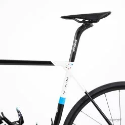 Factor O2 VAM Disc - Roadbike - Ultegra Di2 - 58 - N. Vahtra - Israel Start-Up Nation -Racercykler Salg Photo By Aaron Kiashek 4 073ef8f4 bac9 4049 b7b9 f47e2c014113