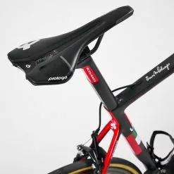 Colnago V3Rs - 54s - Campagnolo Super Record EPS 12-speed - UAE Team Emirates 35 Colnago V3Rs - 54s - Campagnolo Super Record EPS 12-speed - UAE Team Emirates -Racercykler Salg Photo By Aaron Kiashek 52 d718a9ca 0b2e 4cd5 8370 347a1f92c2d5