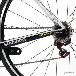 Scott Addict RC Pro - S/52 - Dura-Ace Di2 - Mitchelton-Scott 36 Scott Addict RC Pro - S/52 - Dura-Ace Di2 - Mitchelton-Scott -Racercykler Salg Photo By Aaron Kiashek 63 2a0f077f d798 40ea bde1 283a46d910c5