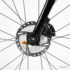 Scott Addict Disc RC Pro - 49 - Simon Yates - Ultegra Di2 46 Scott Addict Disc RC Pro - 49 - Simon Yates - Ultegra Di2 -Racercykler Salg Photo By Aaron Kiashek 77 6a827aa3 ce1e 4076 b2da 8147d38b847f