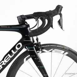Pinarello Dogma F10 - 53 - Carbon Road Bike - Dura Ace Di2 - Team Sky -Racercykler Salg Photo By Aaron Kiashek 8 1dbb3992 757b 4624 8dd9 3bdaaa75de70